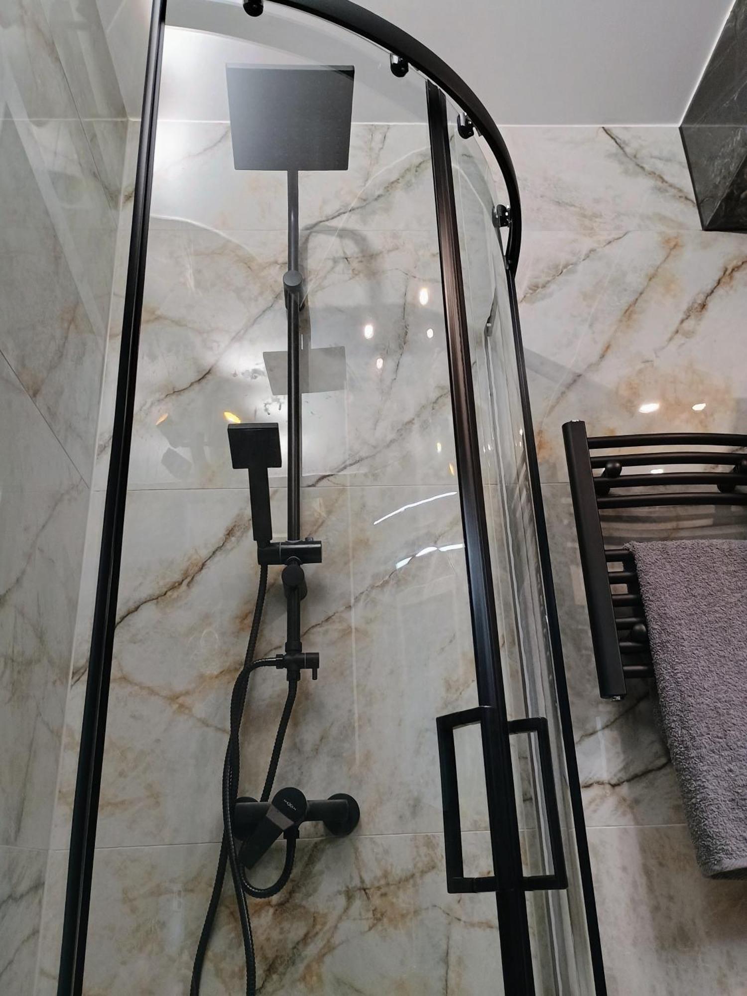 Apartament Em Кросно Экстерьер фото