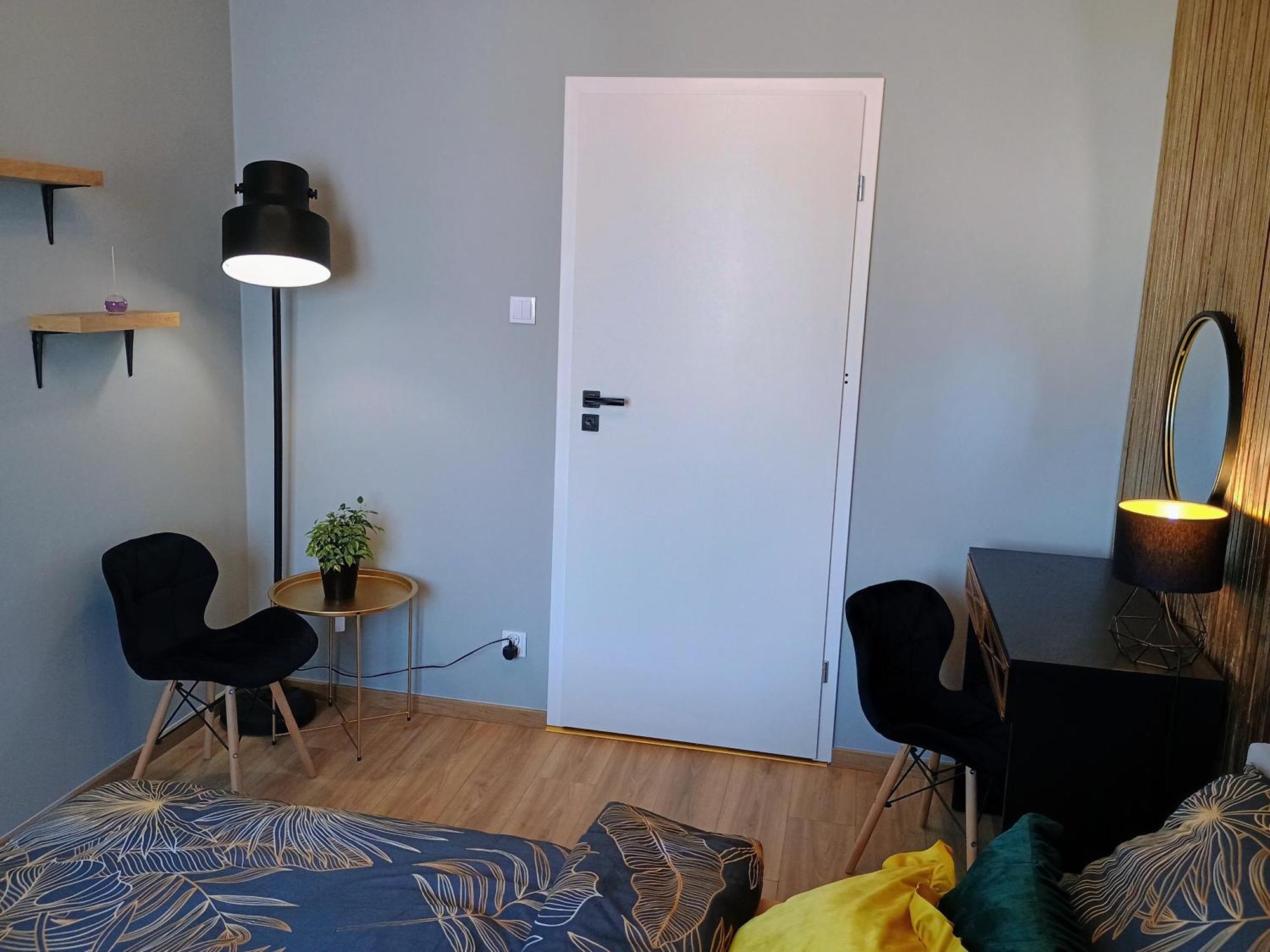 Apartament Em Кросно Экстерьер фото
