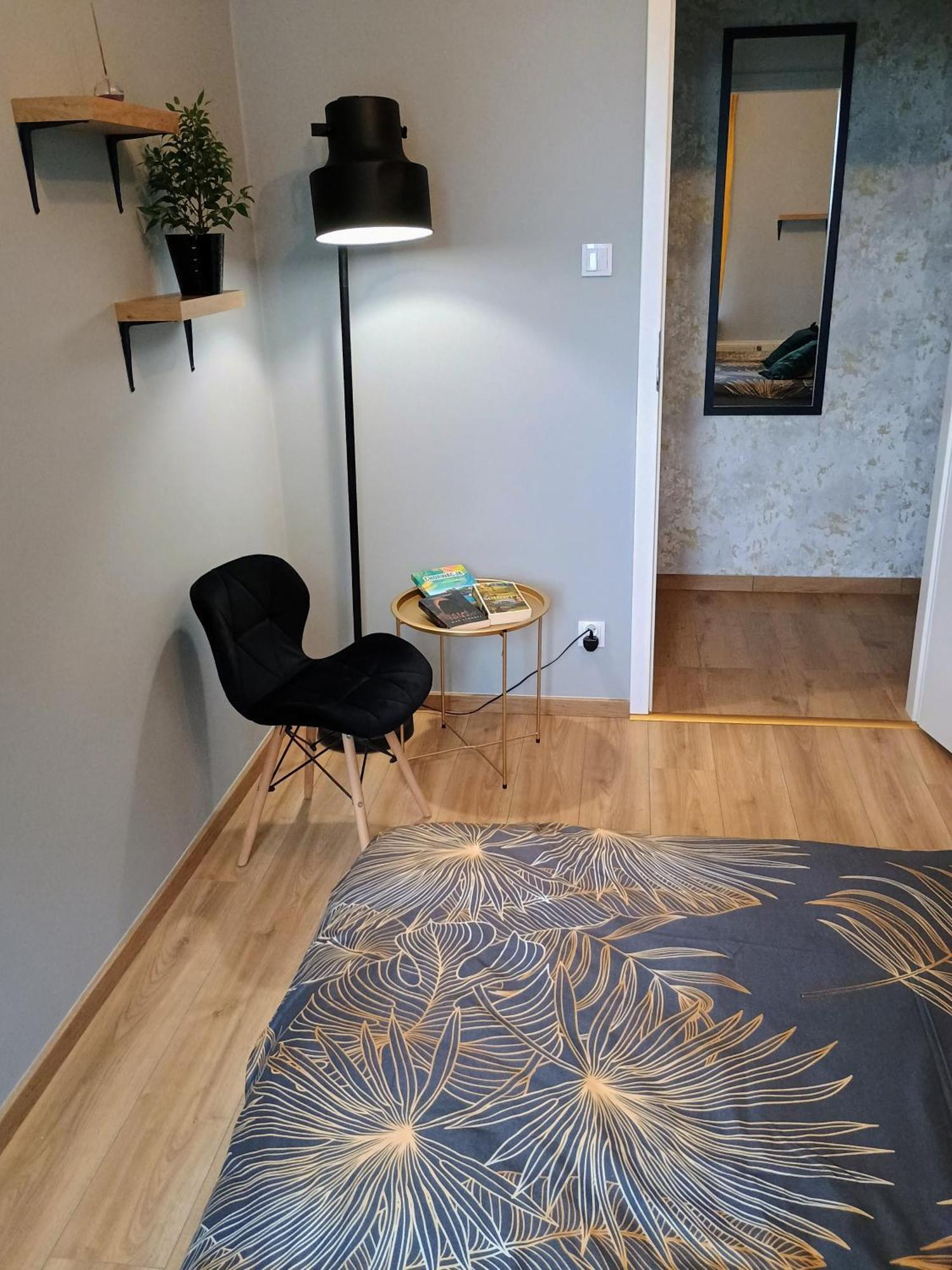 Apartament Em Кросно Экстерьер фото